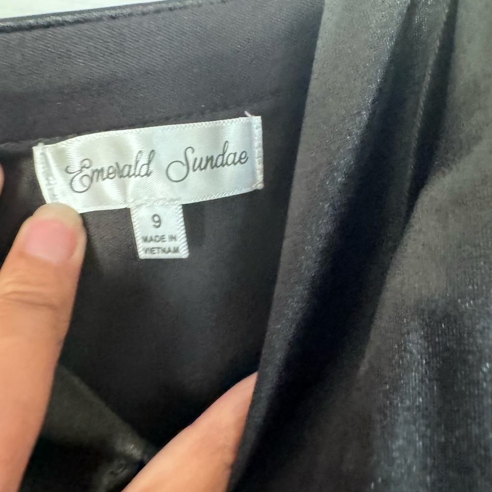 Jumpsuit - Picture 3 of 4
